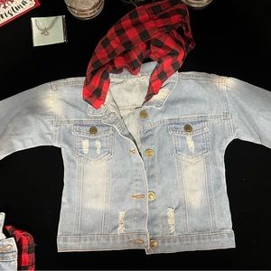 Jean jacket with checkered removable hoodie